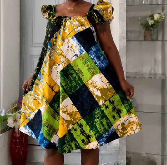 Robe Pagne africain courte évasée à imprimé patchwork